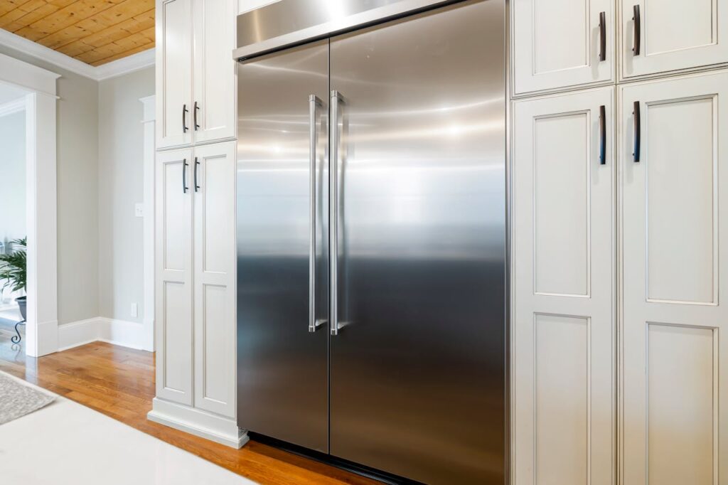 How Long Does A Fridge Freezer Last?
